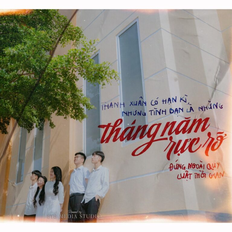 Backdrop kỷ yếu Tháng năm rực rỡ trong buổi chụp ảnh kỷ yếu tại Quảng Bình